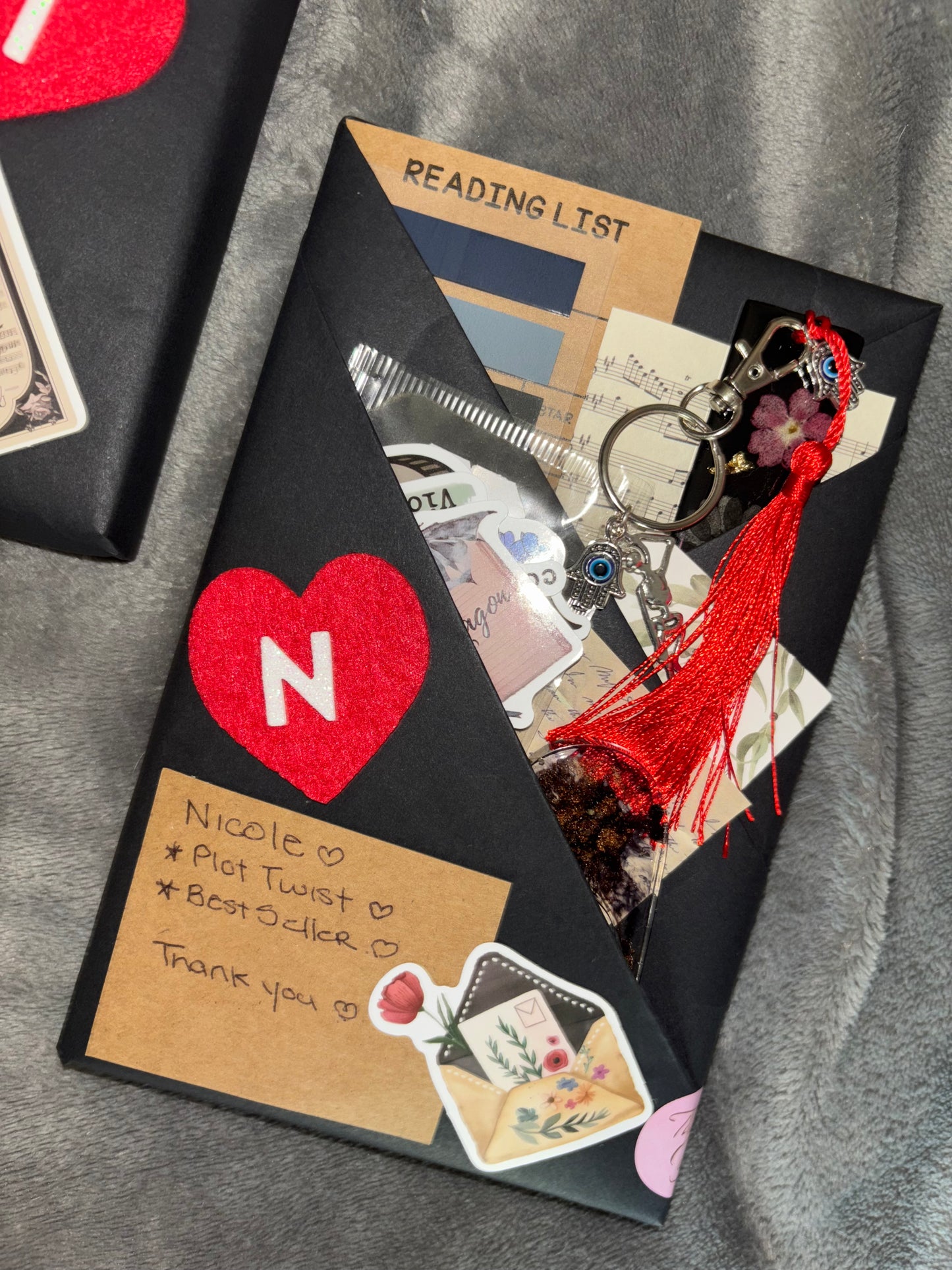 Themed Blind Date With A Book Off my Shelf box - I check to make sure you never read it 💕