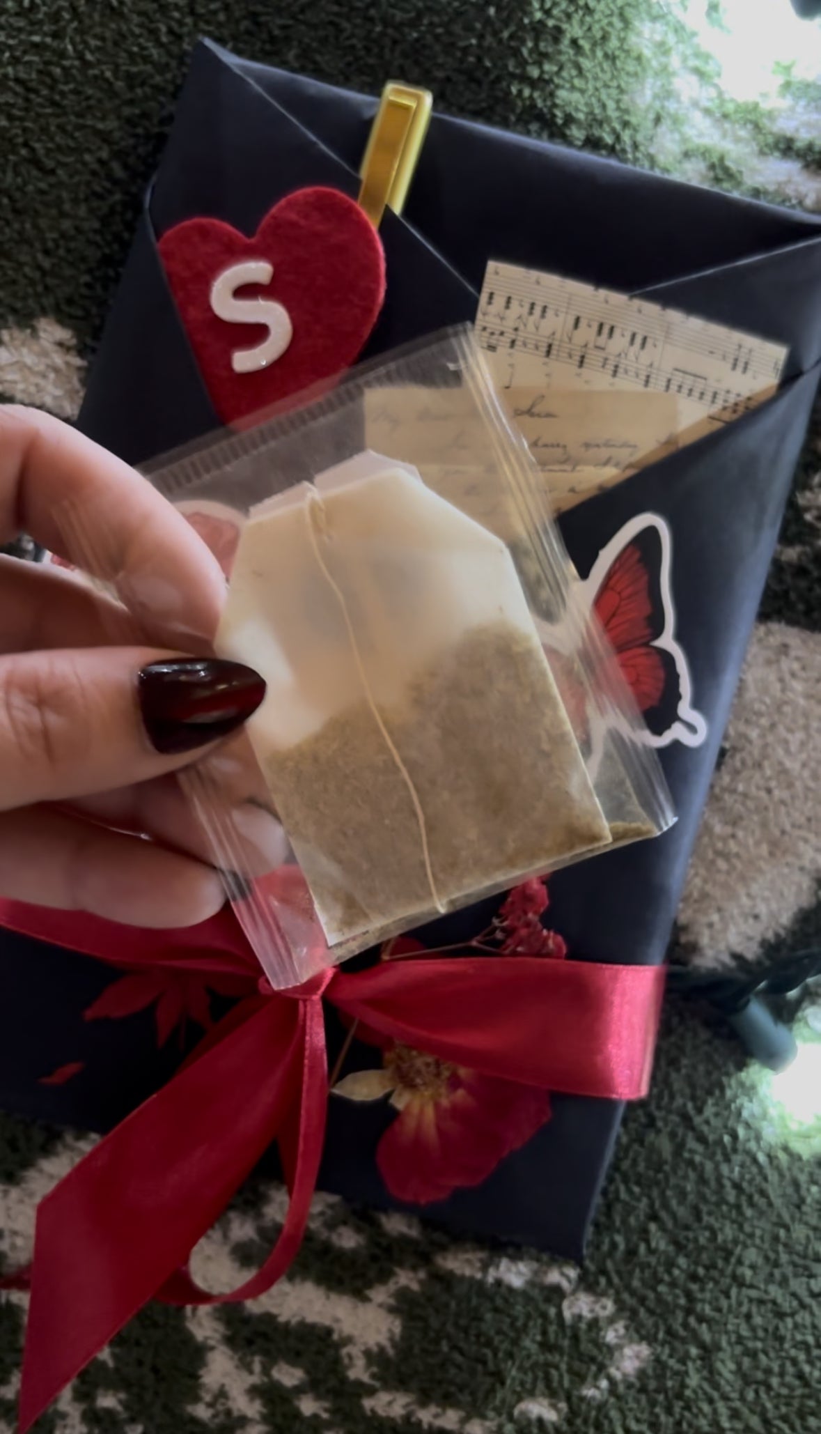 Themed Blind Date With A Book Off my Shelf box - I check to make sure you never read it 💕